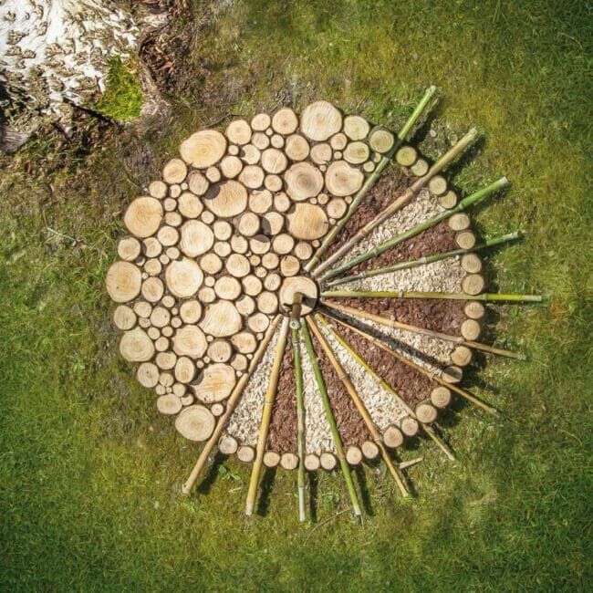 LAND ART